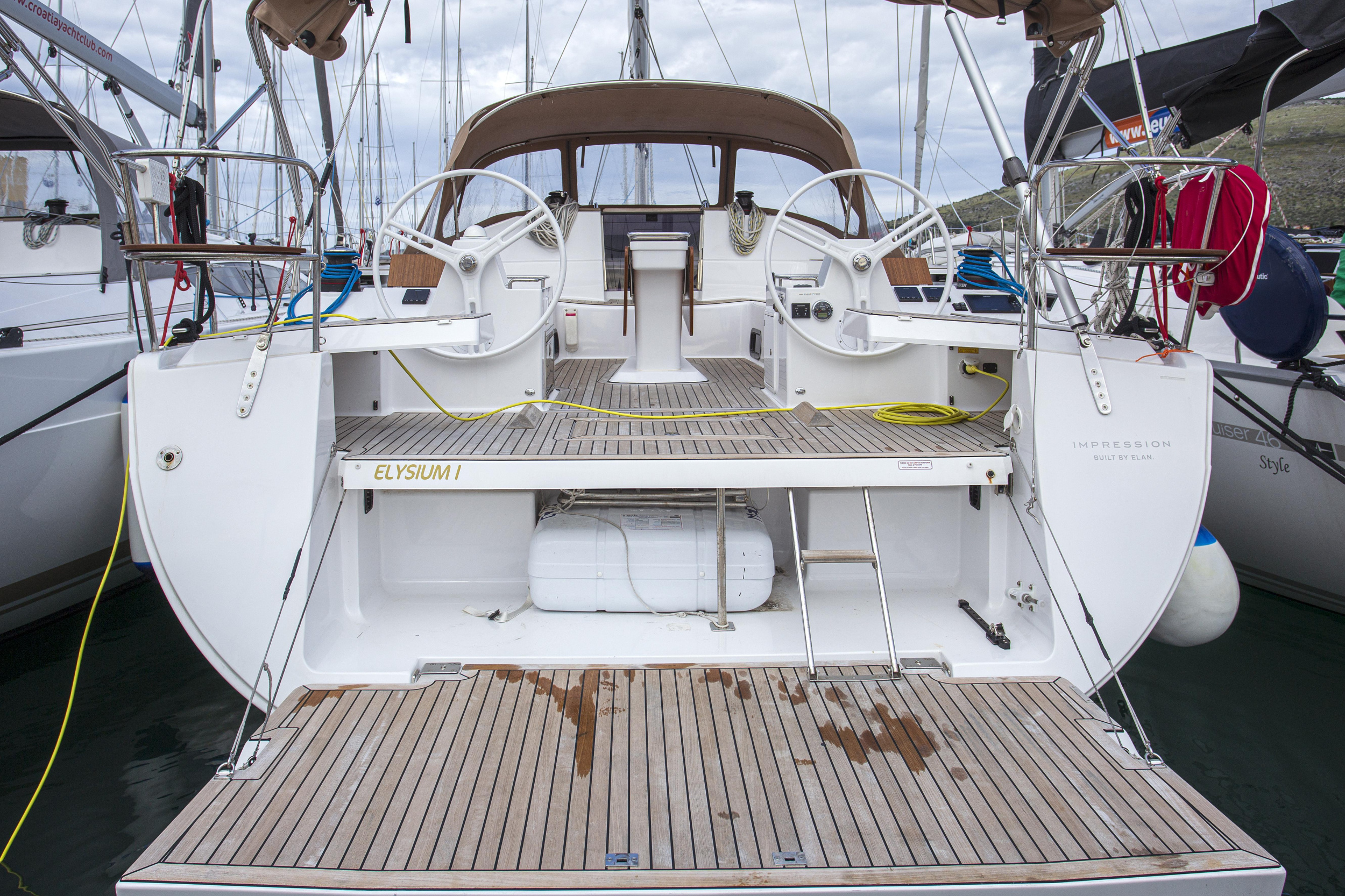 Photo #3 - Elan Impression 50 (5+1cabins / 2+1 toilet) (ELYSIUM I) en Trogir - 15014