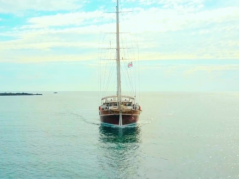 Photo #8 - Victoria (Victoria) in Cannigione - 7141