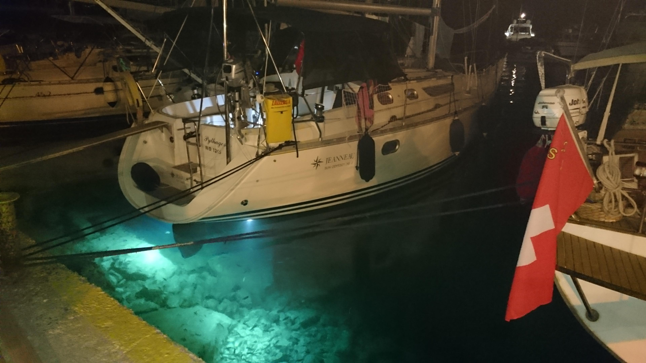 Photo #10 - Sun Odyssey 36.2 (Pythagoras (electric head, wind )) en Piraeus - 6229