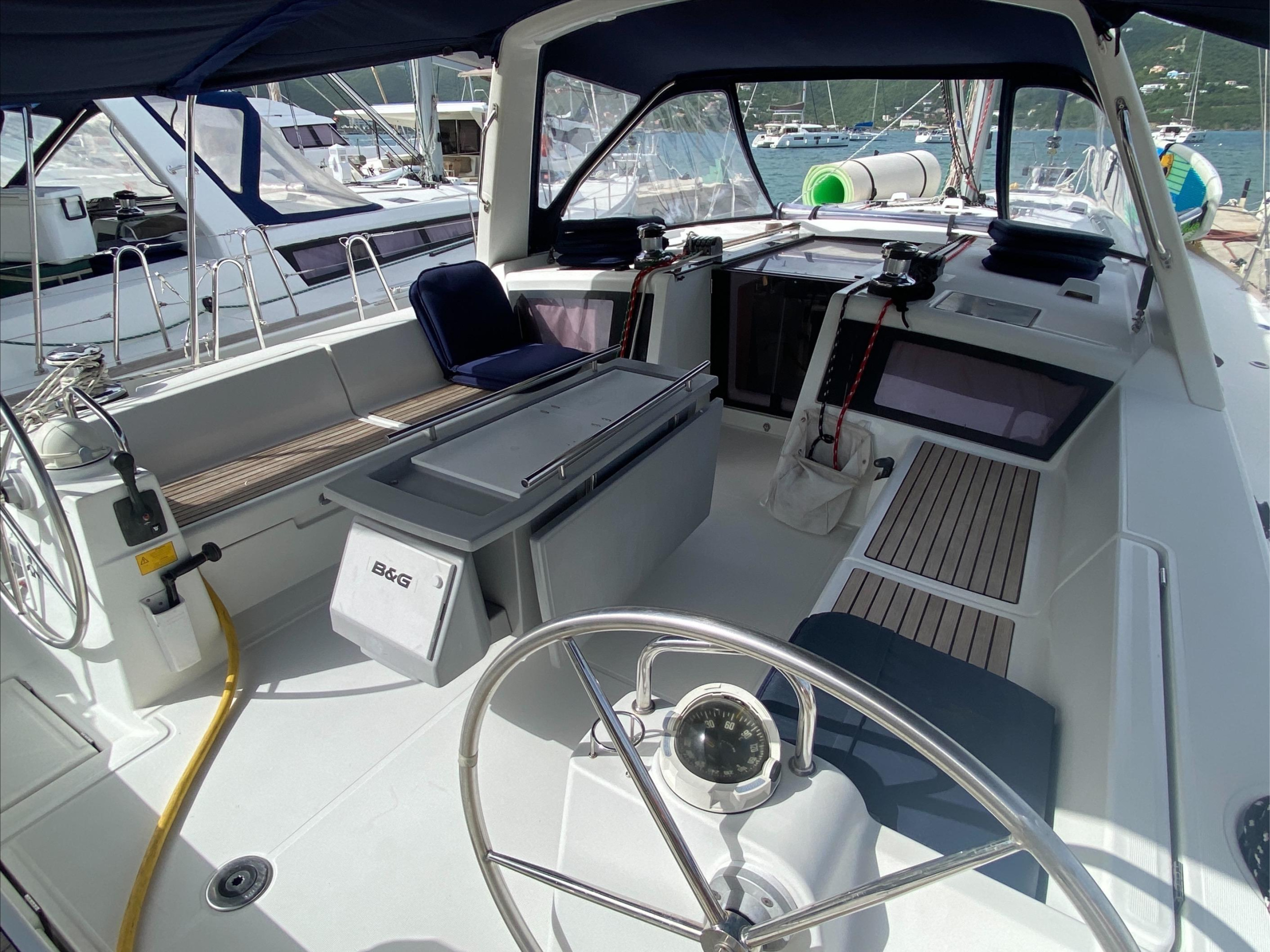 Photo #22 - Beneteau Oceanis 48 (Owner's version) (Spirit of Adventure) in Road Town - 24480