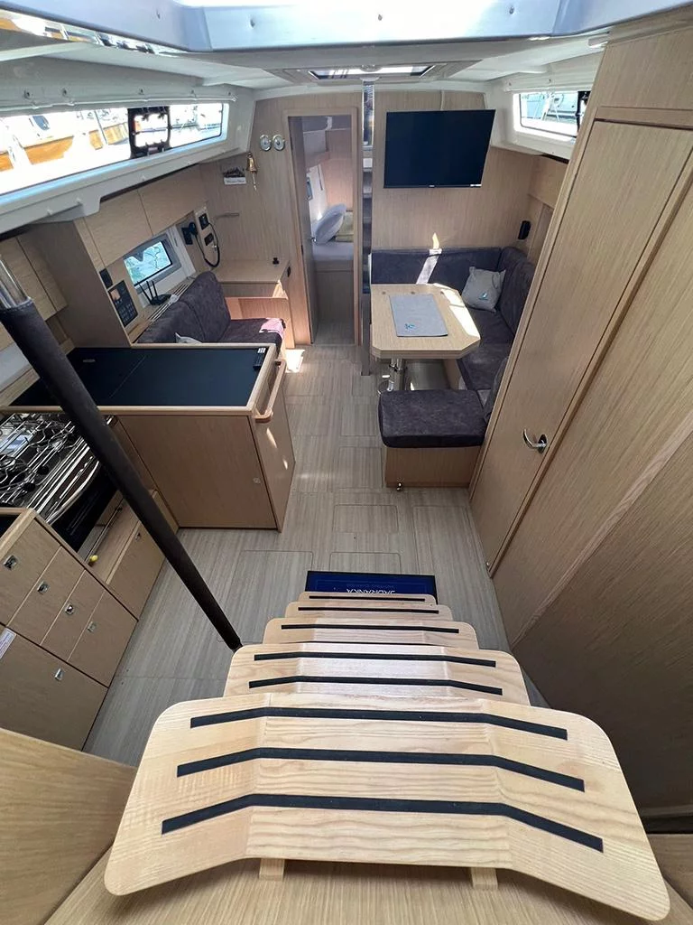Bavaria C38 (OHANA)  - 18