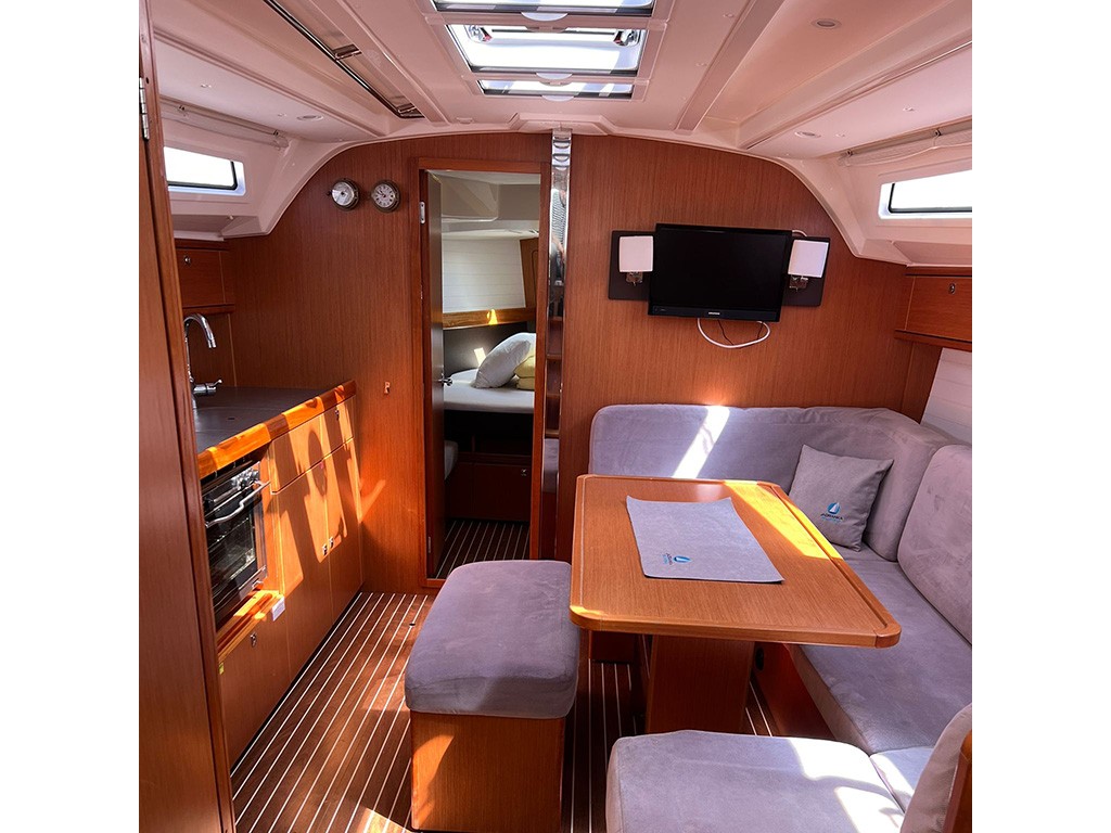 Photo #14 - Bavaria Cruiser 41 (JAZZ) in Krk - 21601