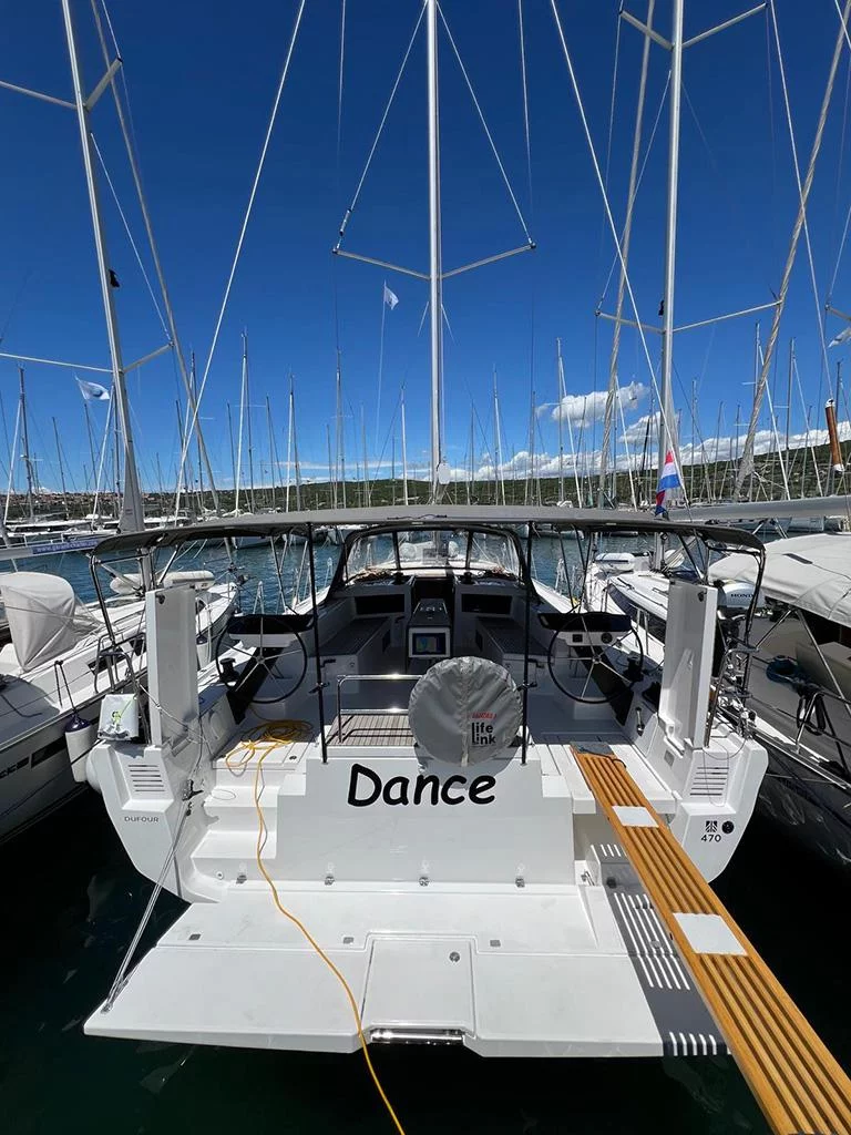 Dufour 470 - 5 cabins (DANCE)  - 24