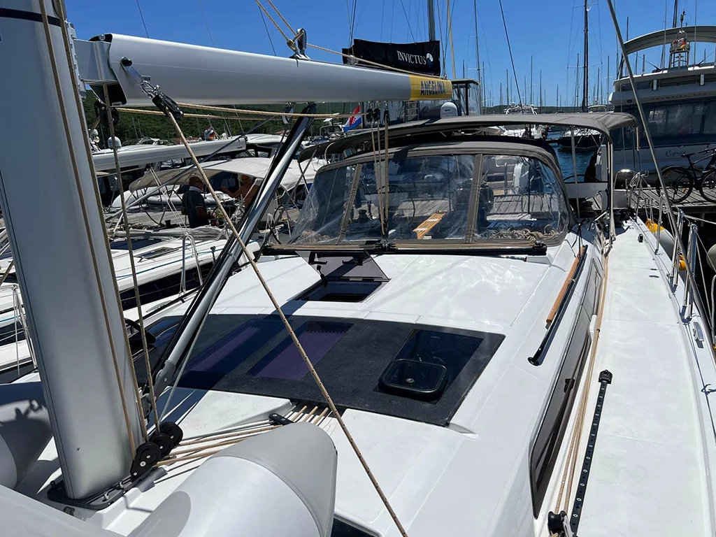 Dufour 470 - 5 cabins (DANCE)  - 1