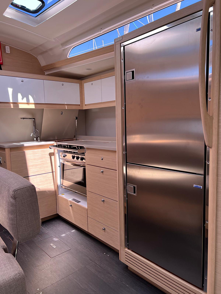 Photo #5 - Dufour 470 - 5 cabins (DANCE) in Krk - 21752