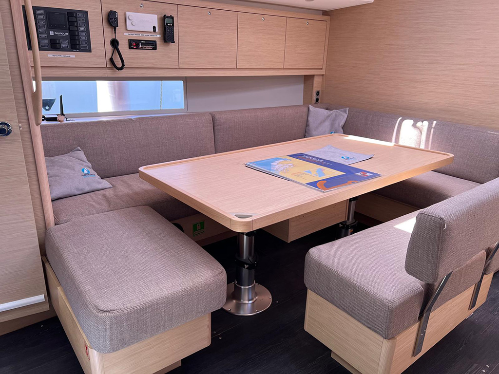 Photo #28 - Dufour 470 - 5 cabins (DANCE) in Krk - 21752