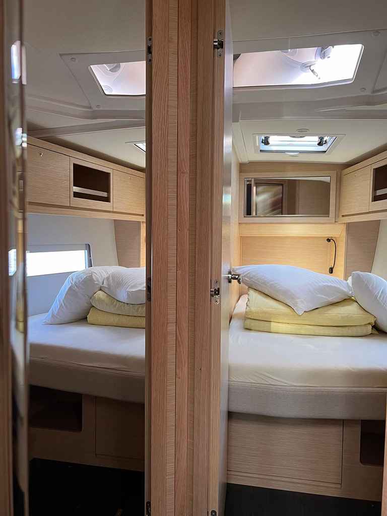 Photo #6 - Dufour 470 - 5 cabins (DANCE) in Krk - 21752
