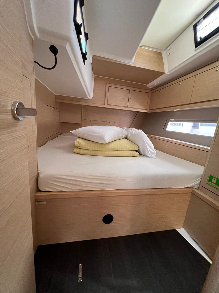 Photo #27 - Dufour 470 - 5 cabins (DANCE) in Krk - 21752
