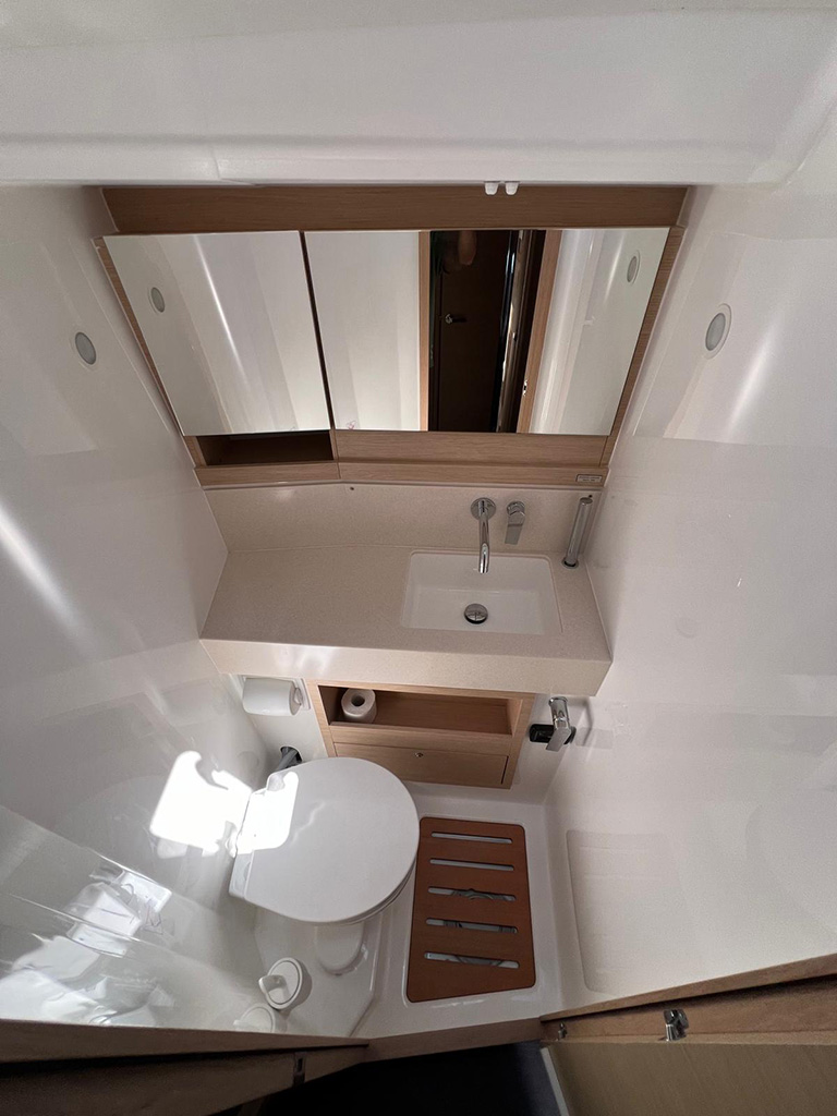 Photo #15 - Dufour 470 - 5 cabins (DANCE) in Krk - 21752