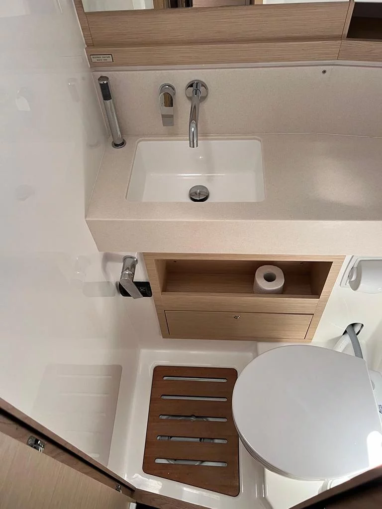 Dufour 470 - 5 cabins (DANCE)  - 21