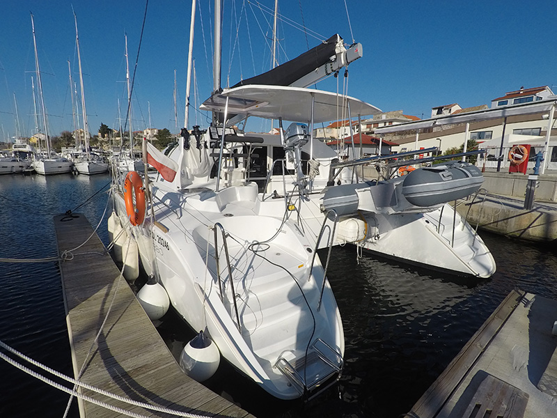 Photo #8 - Lagoon 380 (Grey pearl) en Sibenik - 6475
