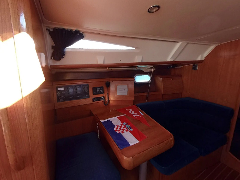 Photo #5 - Sun Odyssey 40 (BALANCE) in Murter - 13479
