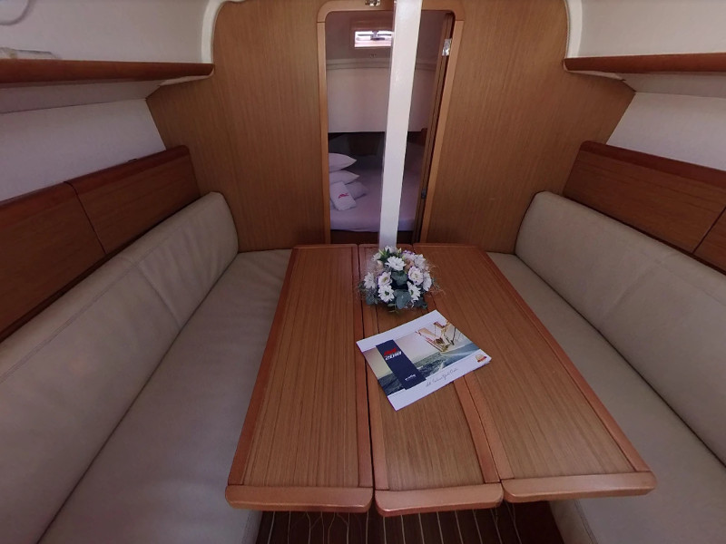 Photo #5 - Sun Odyssey 30i (ESPRESSO II) in Murter - 18104