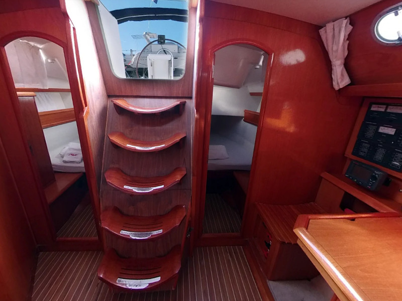 Photo #9 - Sun Odyssey 42.2 (VERA I) in Vodice - 25731