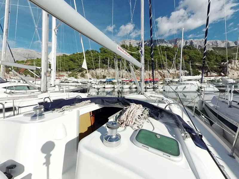 Photo #10 - Oceanis 411 (HYPO) in Murter - 13478