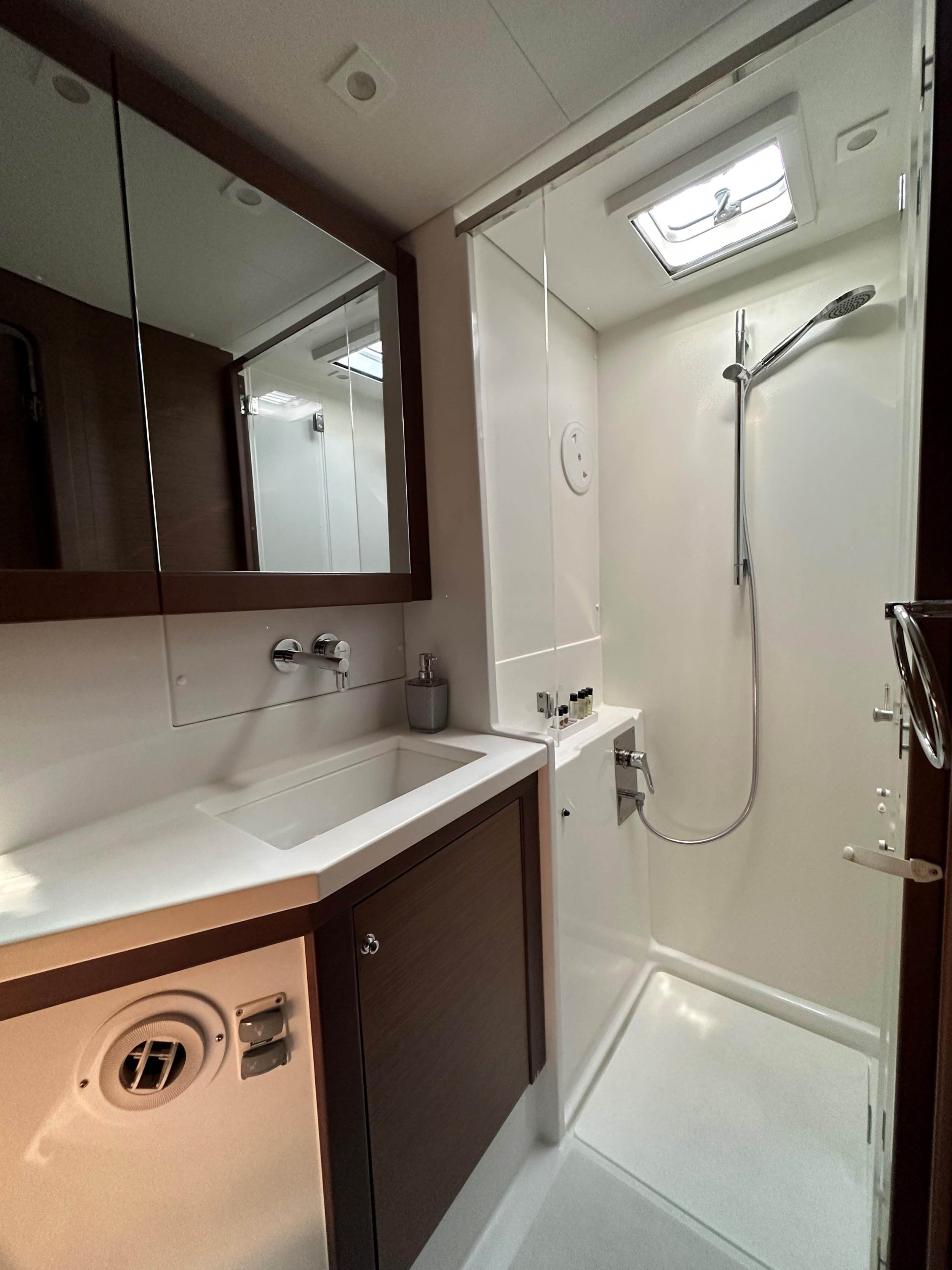 Photo #9 - Lagoon 450 Sport (NOMADE) in Trogir - 21104