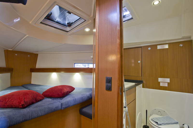 Photo #6 - Bavaria 41 Cruiser (Astros) en Sibenik - 4110