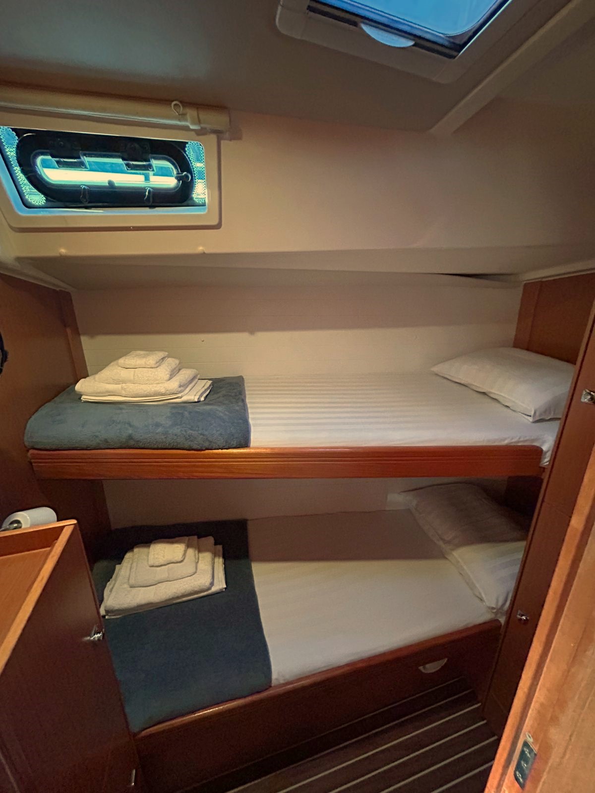 Photo #22 - Bavaria Cruiser 51 (Leonidas VI) in Athen - 3649