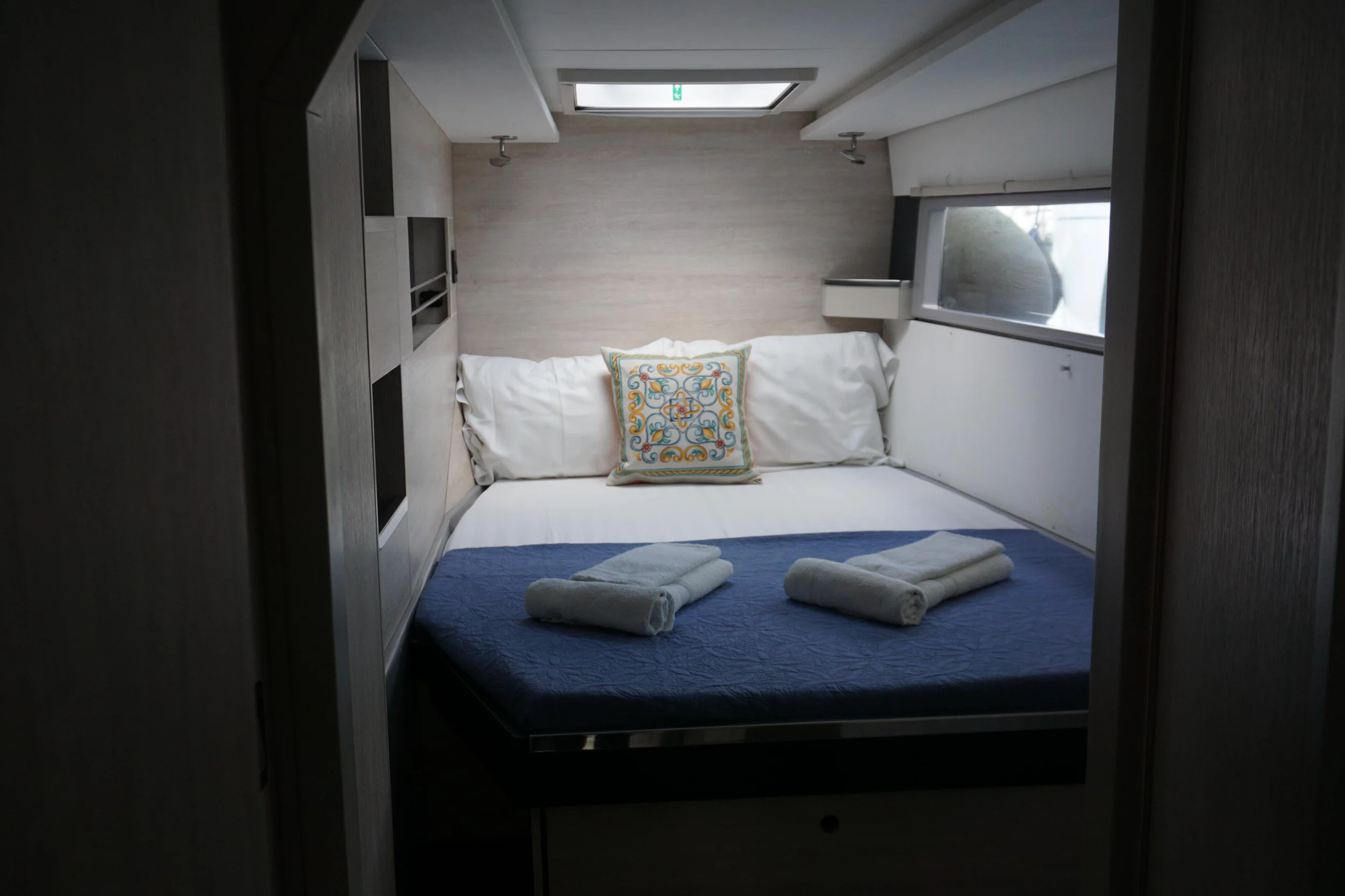 Leopard 45 (Marina)  - 15
