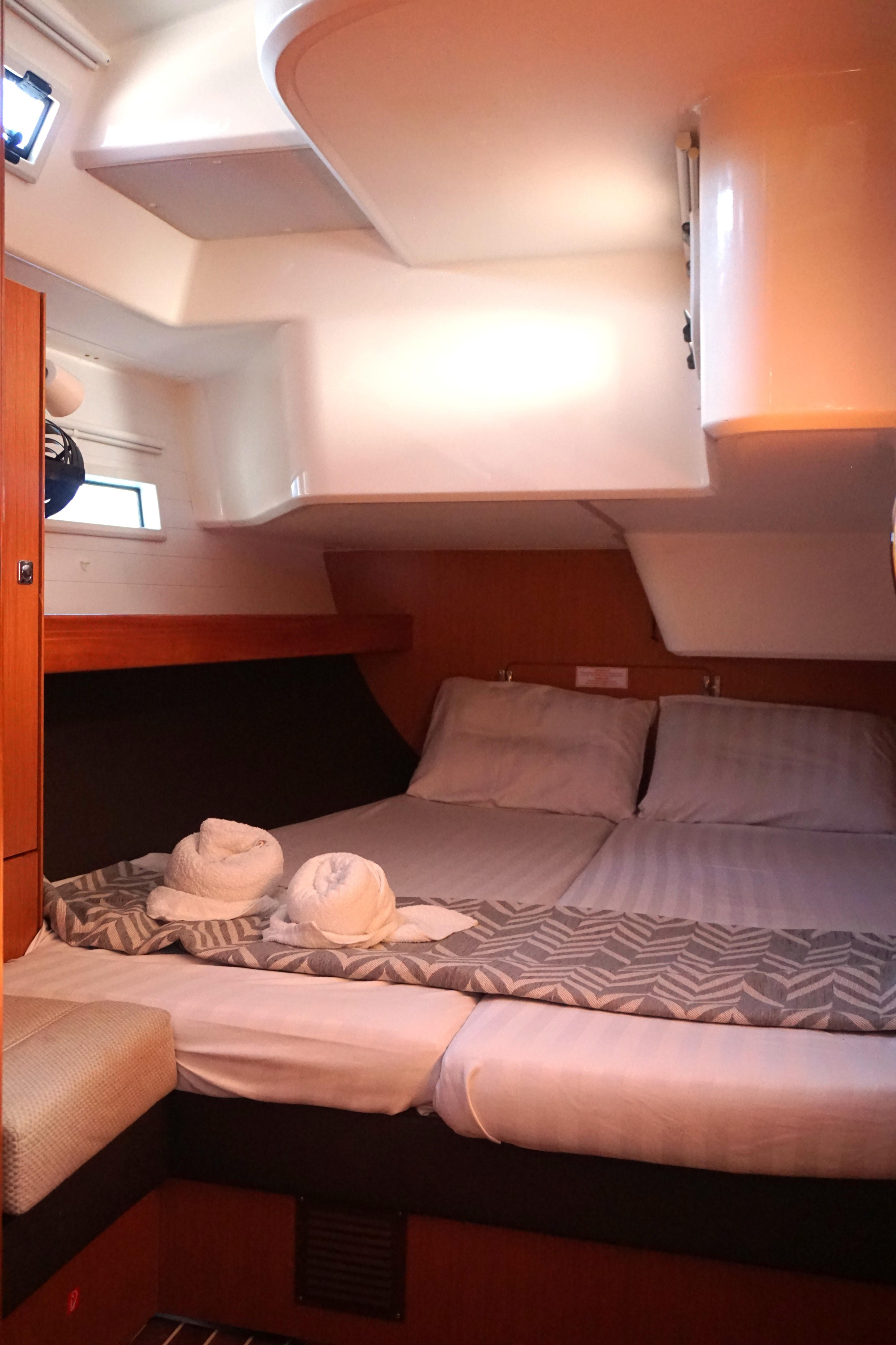 Photo #4 - Bavaria Cruiser 51 (Lina) in Mykonos - 14902