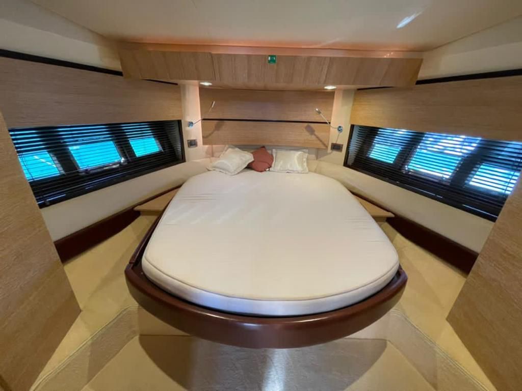 Photo #12 - Azimut 47 (Kecalu) in Primosten - 7691