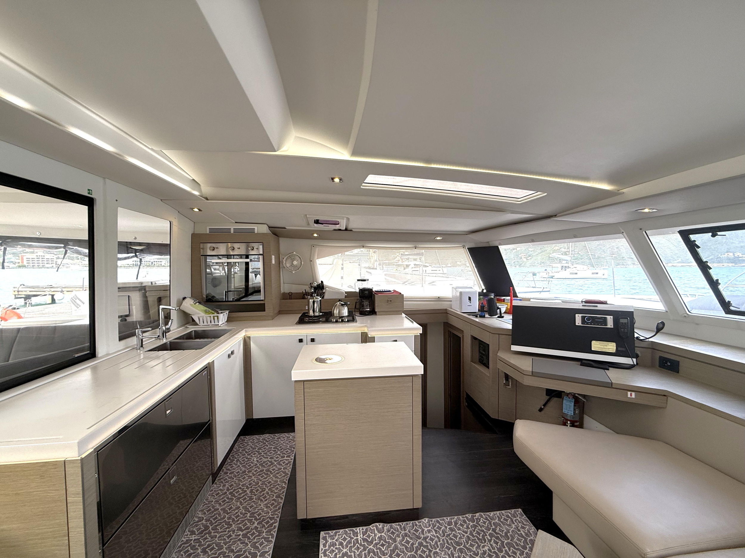 Photo #19 - Fountaine Pajot Saona 47 (Parrot Ice) en Road Town - 63174
