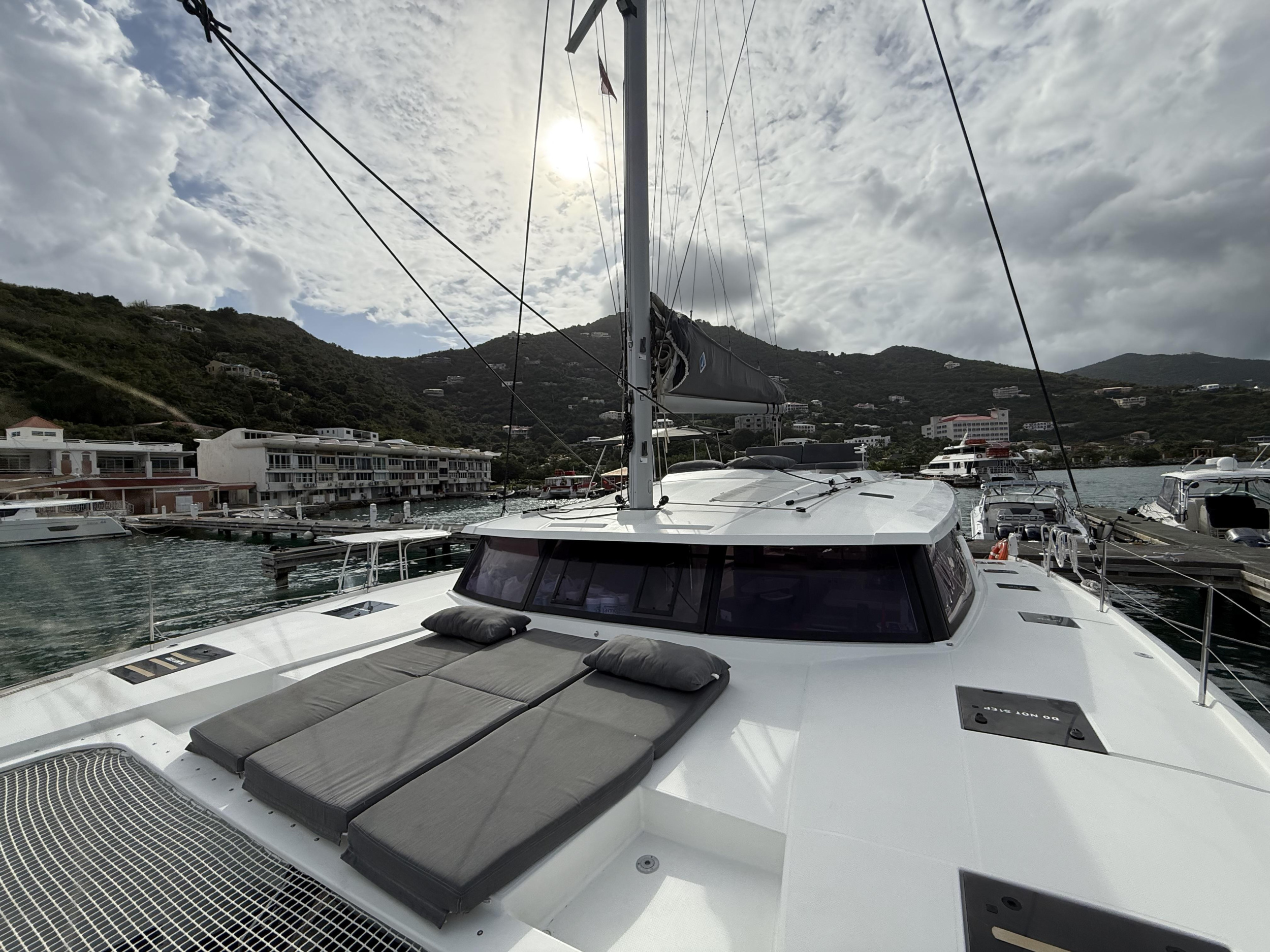Photo #13 - Fountaine Pajot Saona 47 (Parrot Ice) en Road Town - 63174