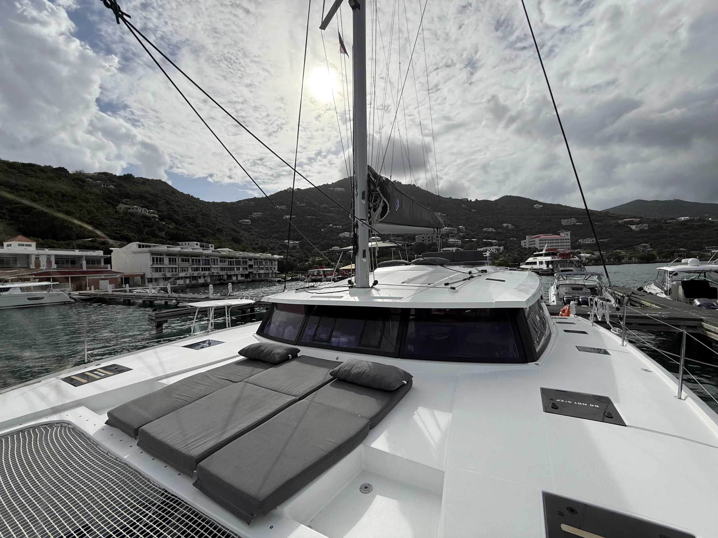 Fountaine Pajot Saona 47 (Parrot Ice)  - 12