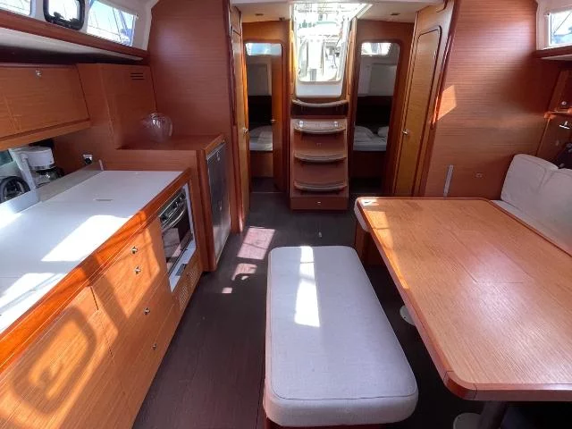 Dufour 460 Grand Large (Despoina) Interior image - 2