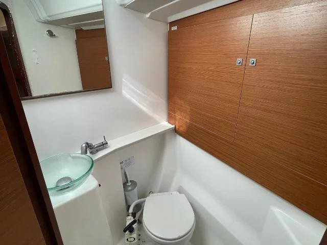 Dufour 460 Grand Large (Despoina) WC - 5