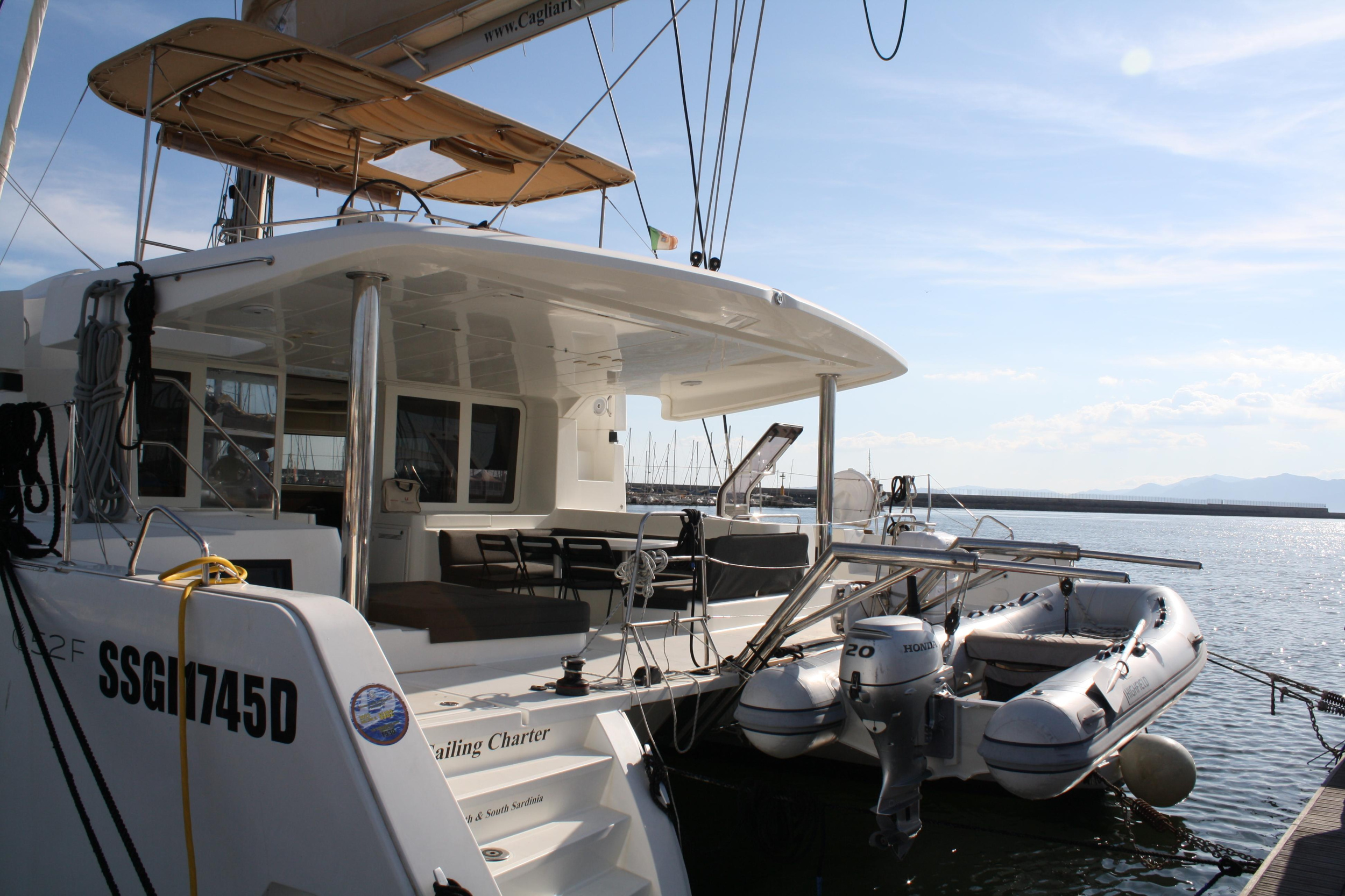 Photo #8 - Lagoon 52F (Cala Luna) in Marina dell'Isola - 4127