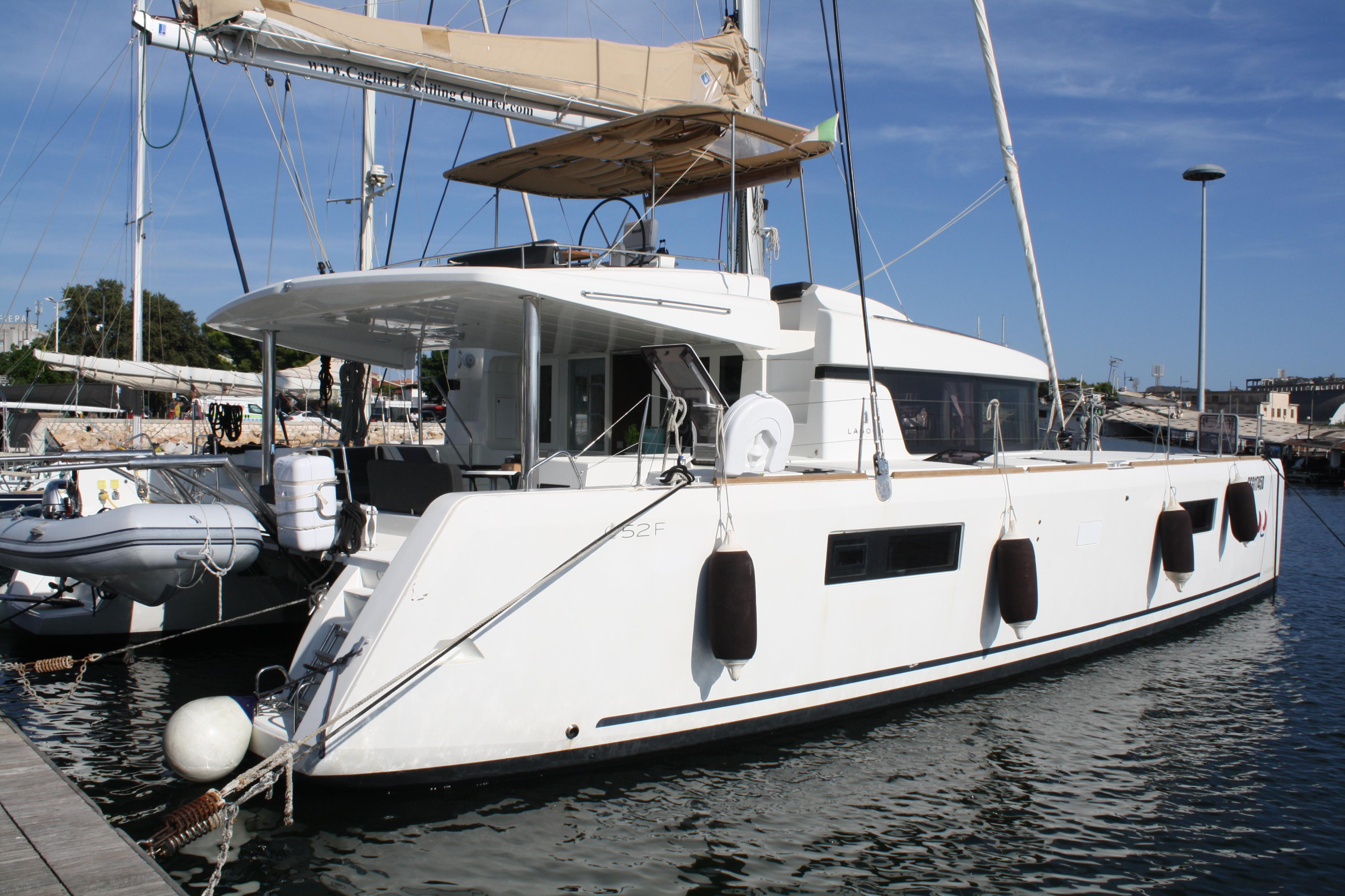 Photo #13 - Lagoon 52F (Cala Luna) in Marina dell'Isola - 4127