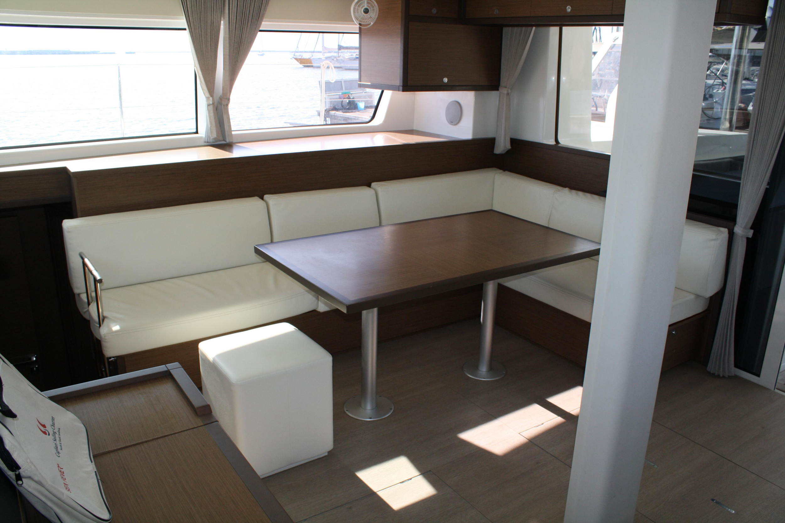 Photo #9 - Lagoon 52F (Cala Luna) in Marina dell'Isola - 4127