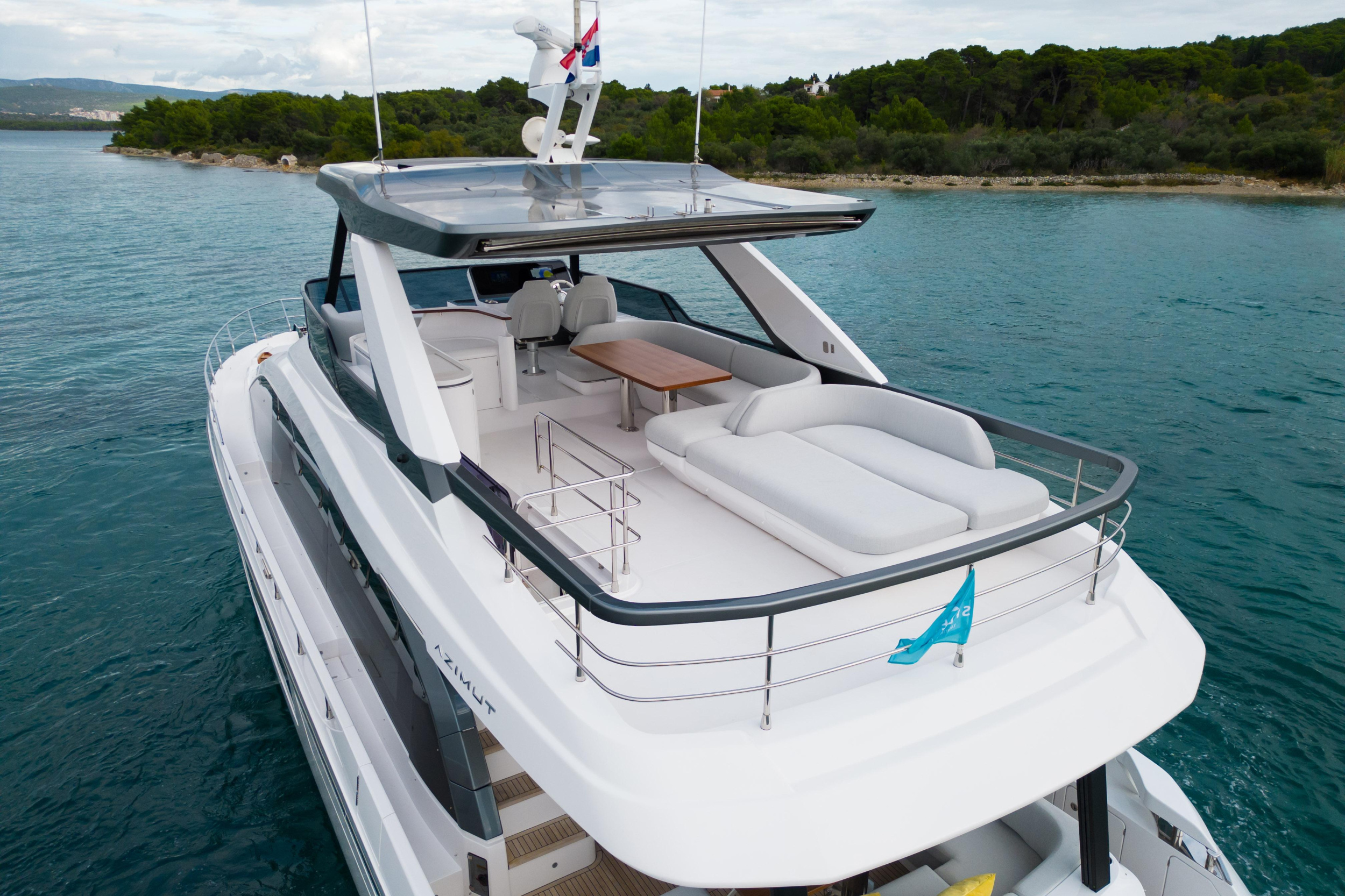 Photo #95 - Azimut 68 Fly (DONNA) in Sibenik - 19644