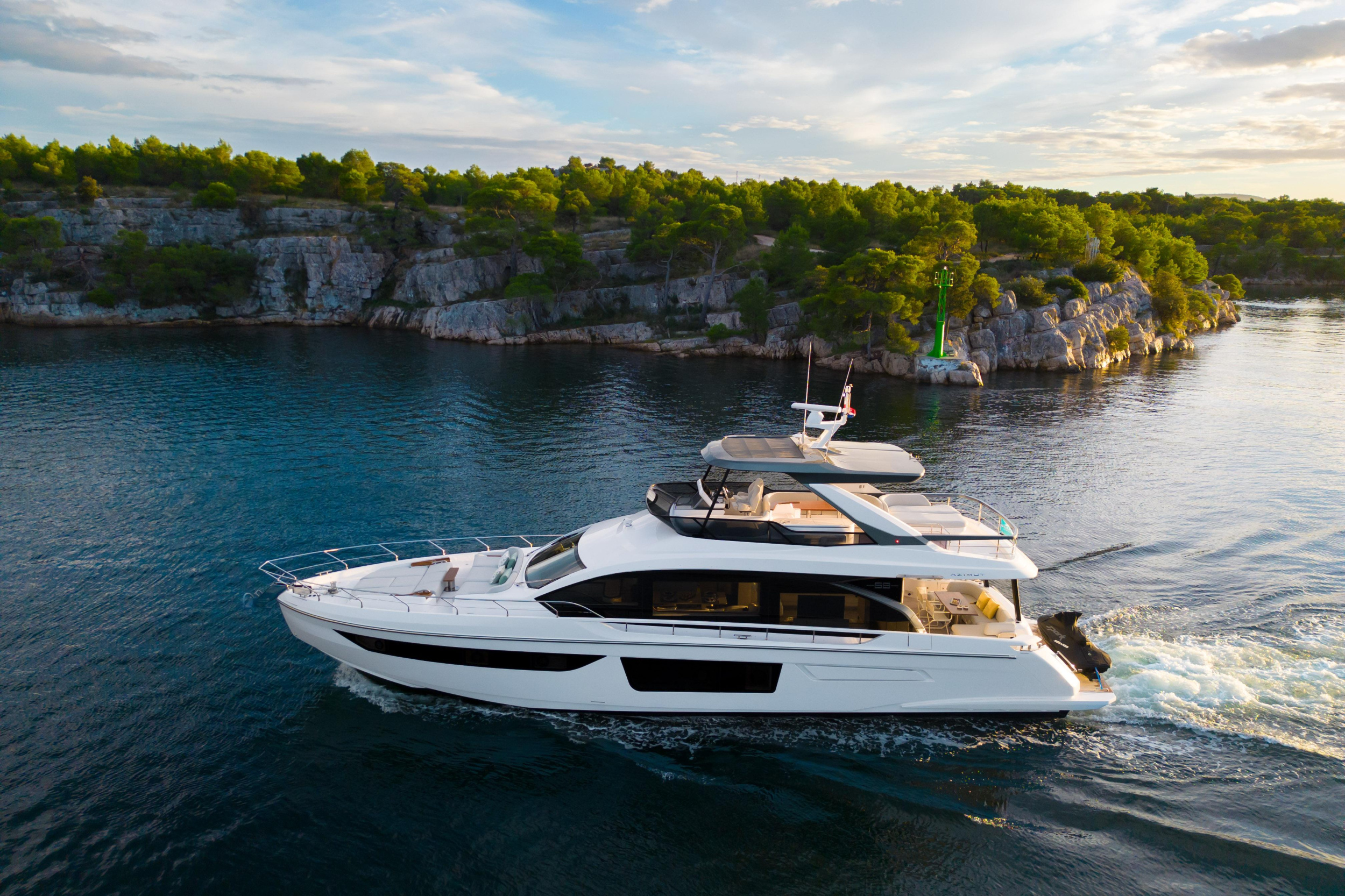 Photo #26 - Azimut 68 Fly (DONNA) in Sibenik - 19644