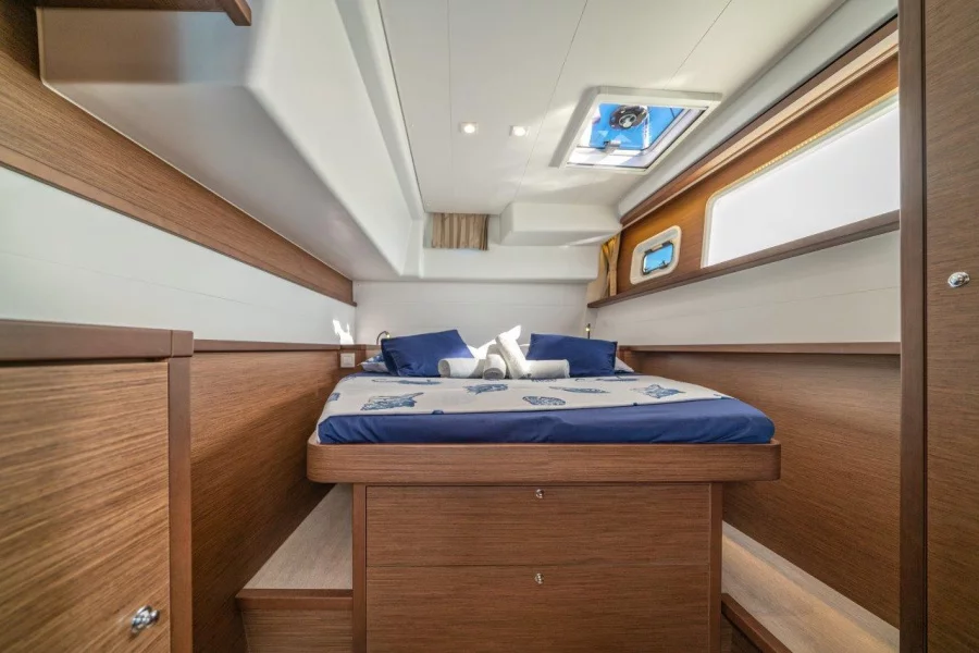 Lagoon 450 Sport LUX equipped with generator, A/C (PRINCESS SOFIA)  - 1