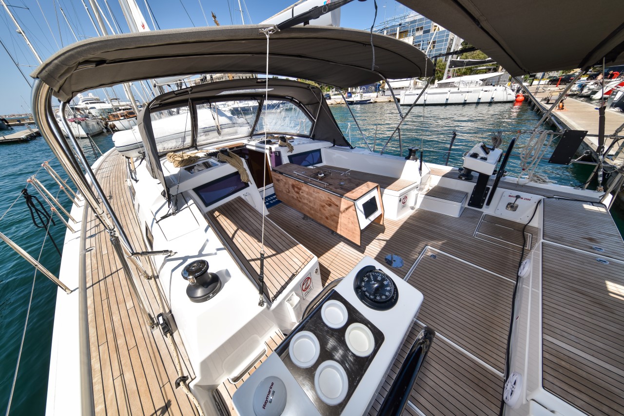 Photo #12 - Dufour 470 (La Familia) en Zadar - 18194
