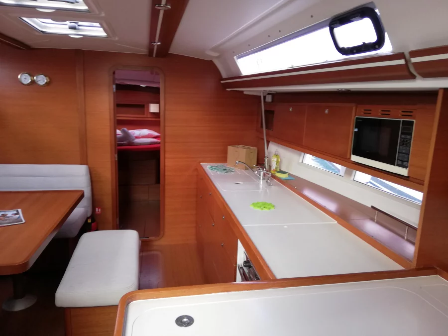 Dufour 450 Owner version (My Life) Interior image - 5