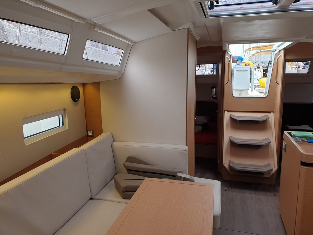 Photo #2 - Sun Odyssey 410 (Jutisa) in Kastela - 3734