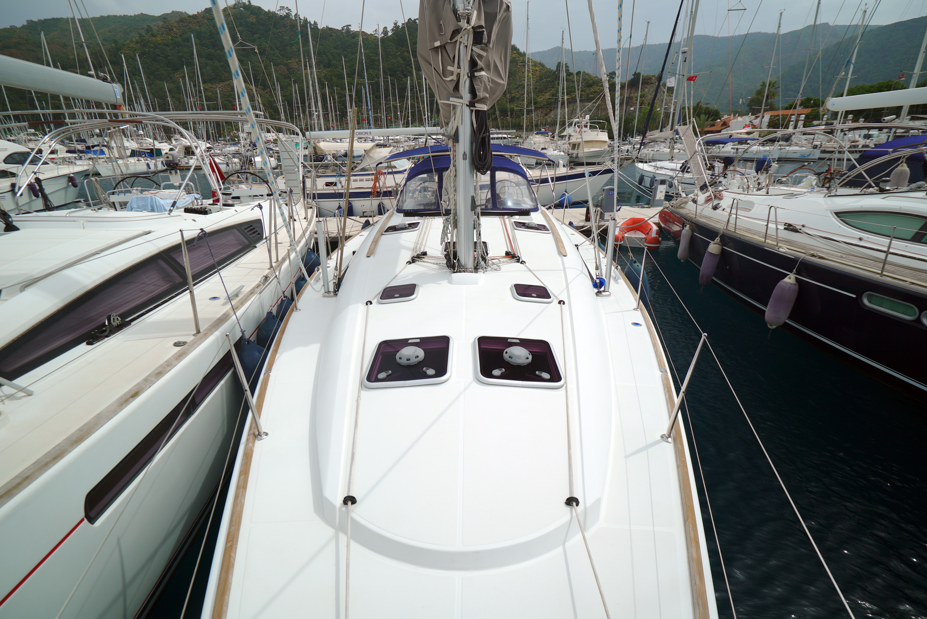 Photo #4 - Sun Odyssey 44 i (Night & Day) in Marmaris - 4319