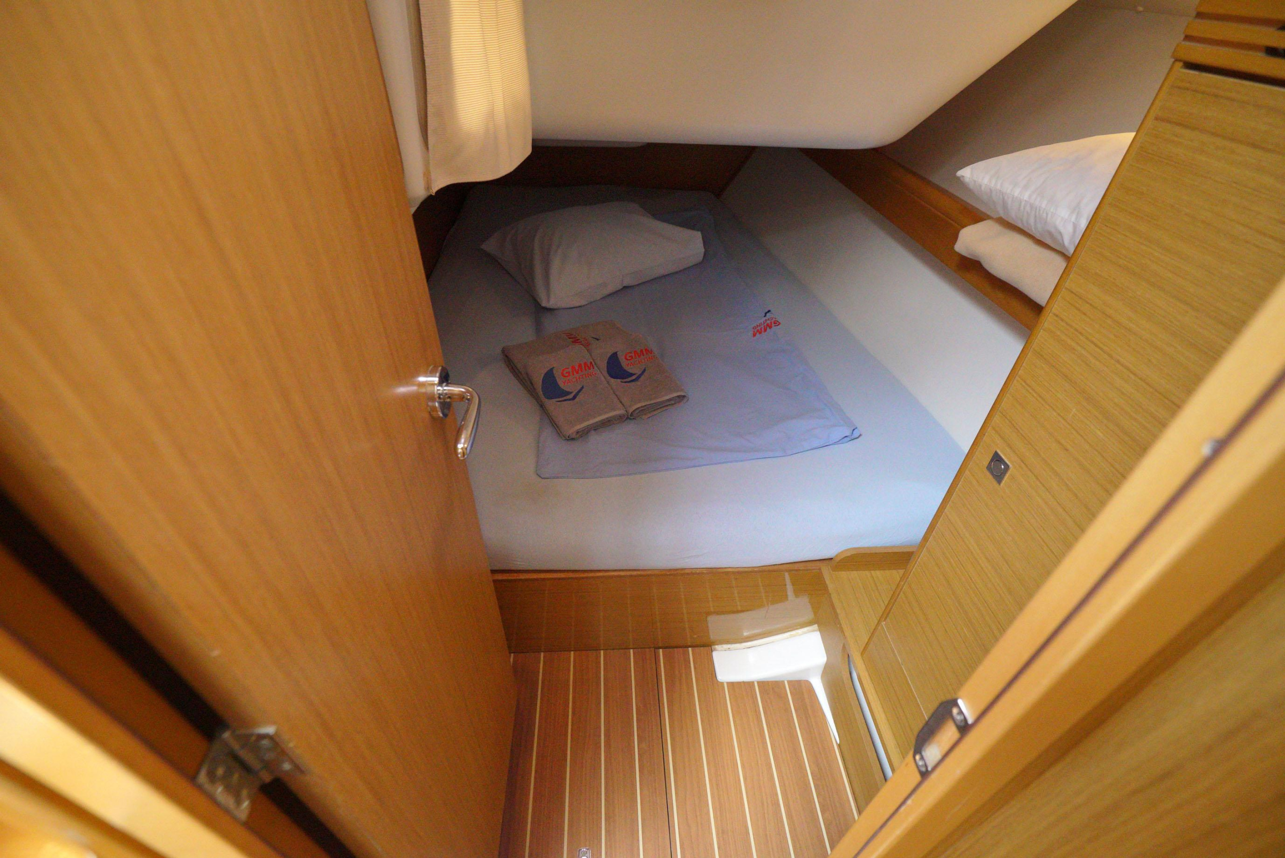 Photo #7 - Sun Odyssey 36i (Primus Navi) in Marmaris - 4297