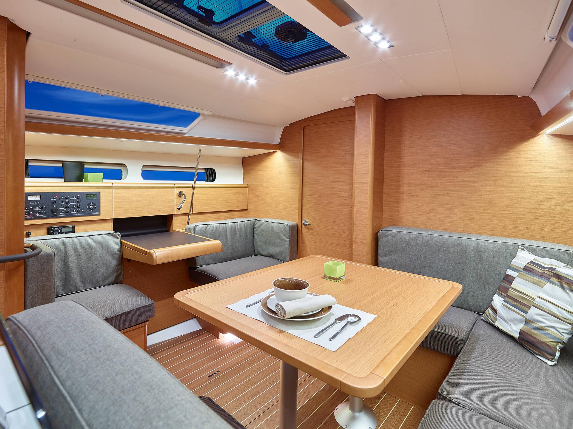 Photo #9 - Sun Odyssey 419 (Kinthia) in Lavrion - 7689