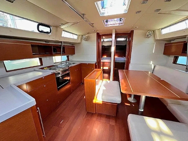 Photo #2 - Oceanis 46.1 (Ostria) in Athen - 13513