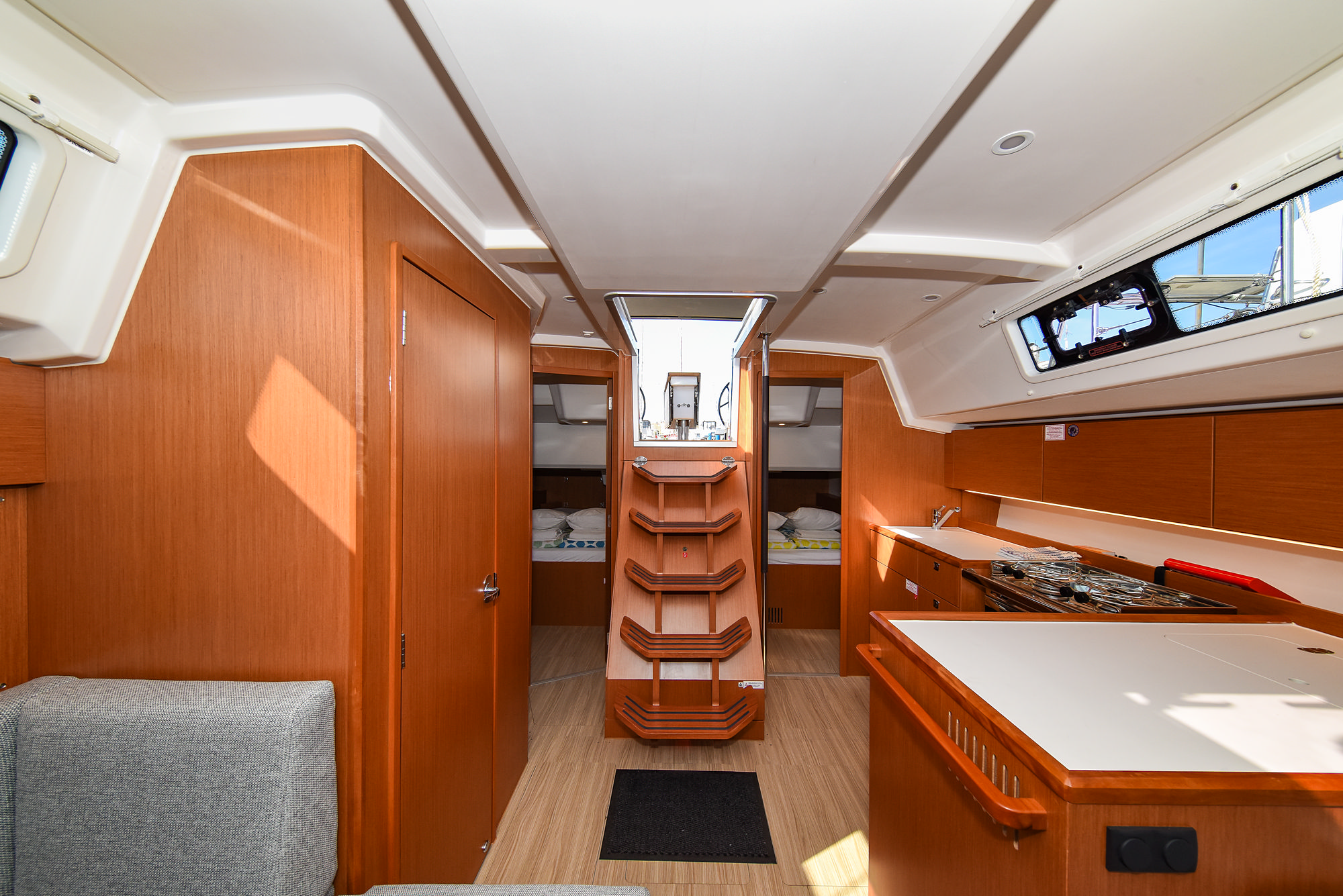 Photo #21 - Bavaria C38 (SEA CLOUD) en Zadar - 18196