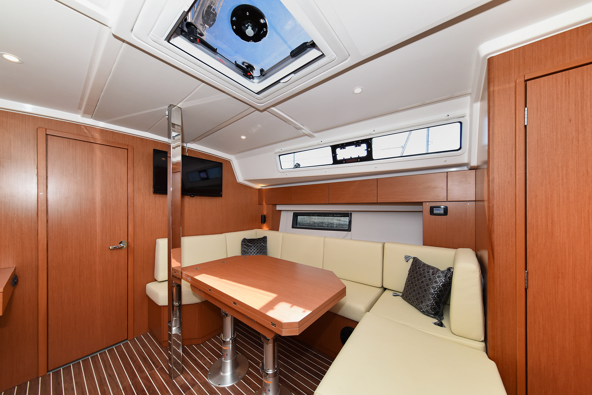 Photo #9 - Bavaria C42 (Dna) en Zadar - 18357