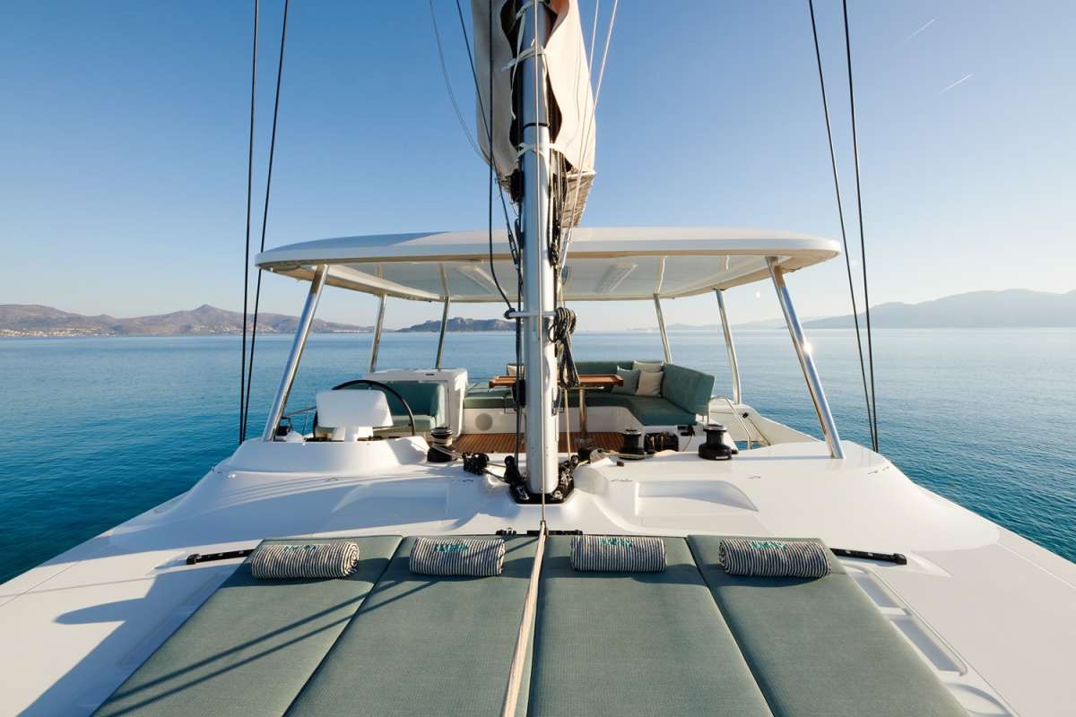Photo #11 - Lagoon 55 (HAPPY) in Athen - 6801