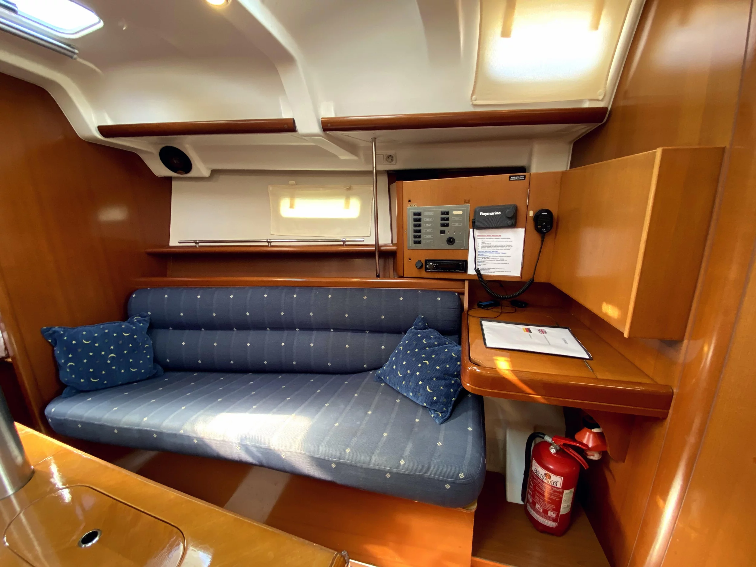 Oceanis 343 (Tombo) Interior image - 1