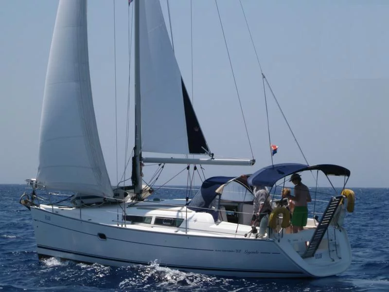 Sun Odyssey 32 i (Elif)  - 6