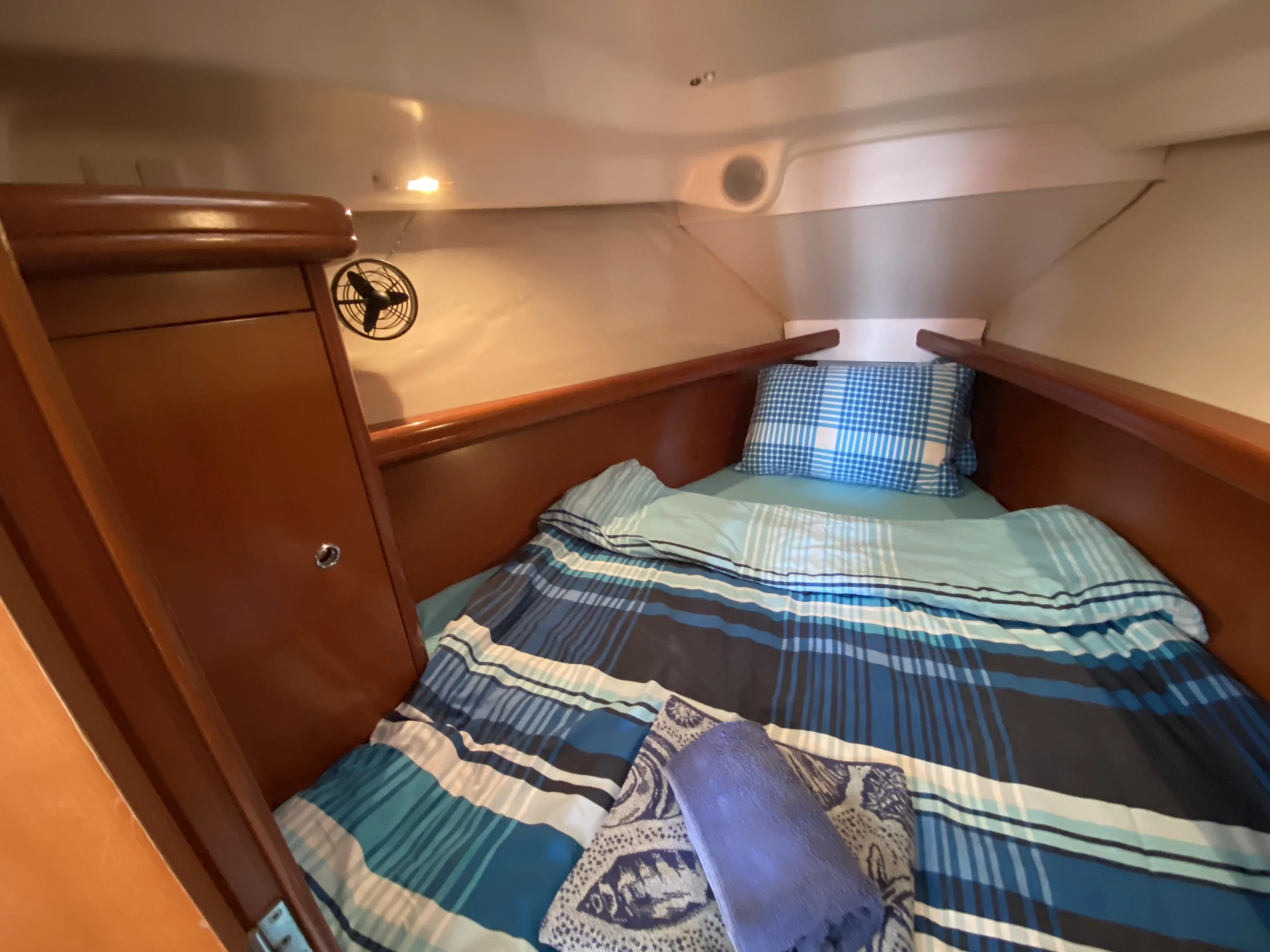 Oceanis 323 (Zippy)  - 8