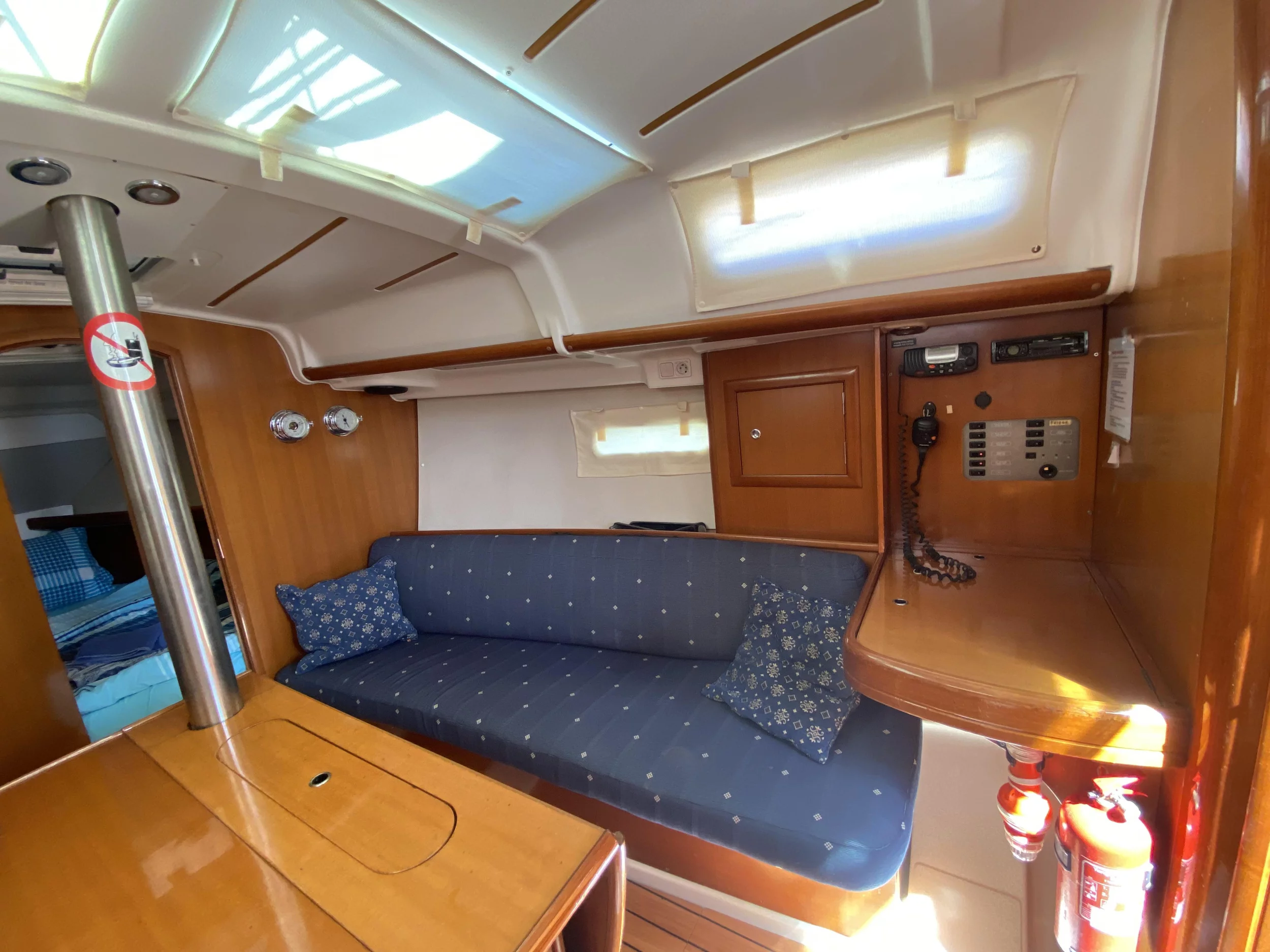 Oceanis 323 (Zippy)  - 9